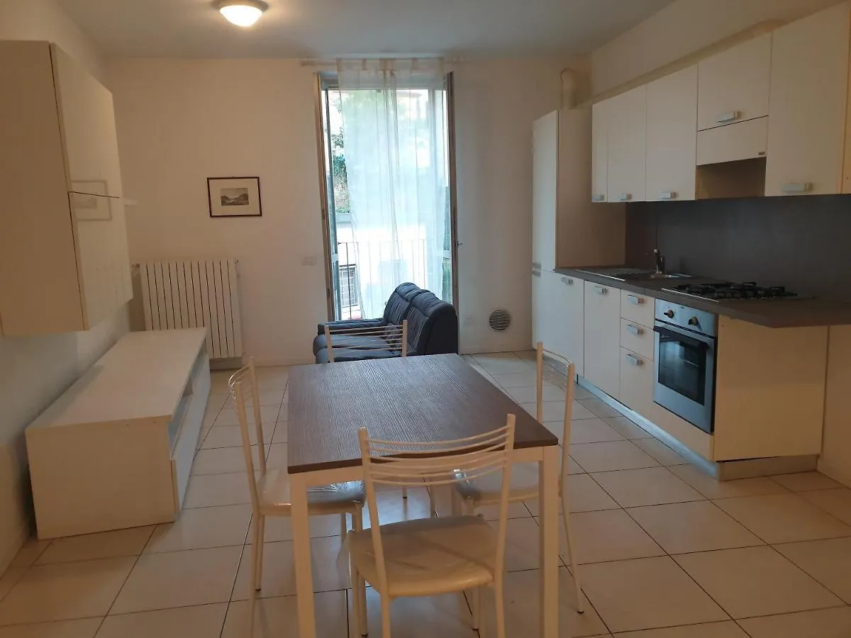 Apartamento Appartamenti Tra Lago E Montagna Casa Ideale Lecco Italia
