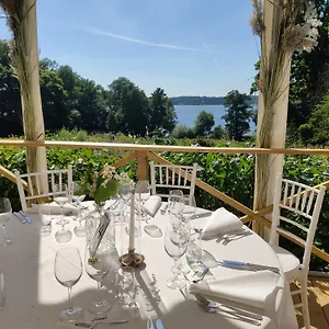 https://riddersviks-herrgard-stockholm.find-stockholm-hotels.com