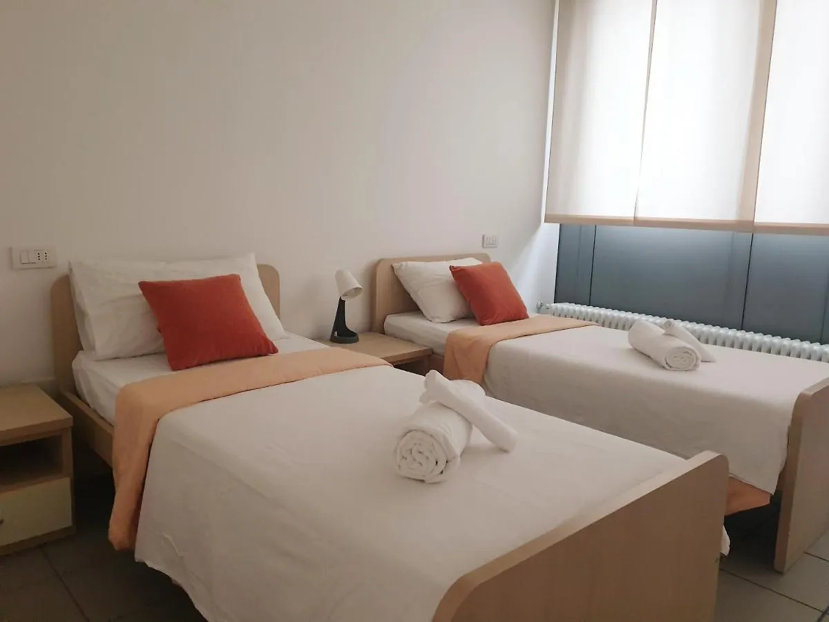 Apparthotel Casa Ideale 莱科