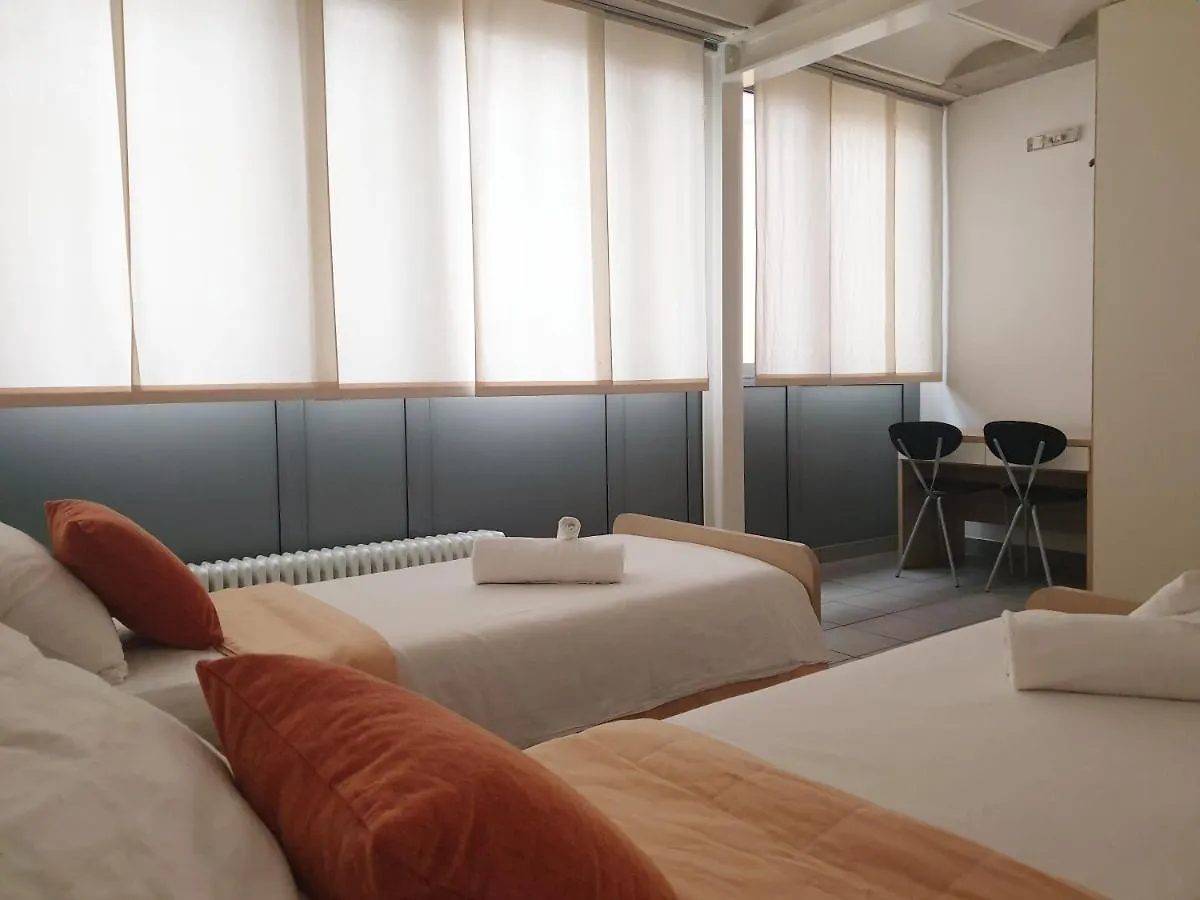Apparthotel Casa Ideale 莱科 0*,