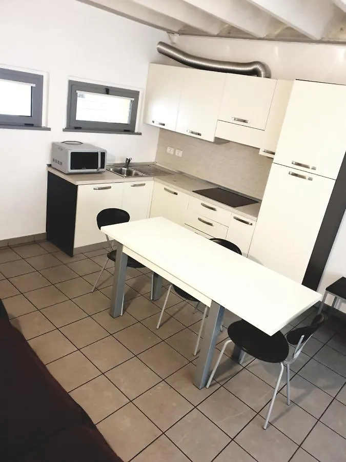 Apparthotel Casa Ideale 莱科 公寓
