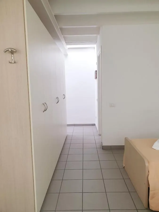 公寓 Apparthotel Casa Ideale 莱科
