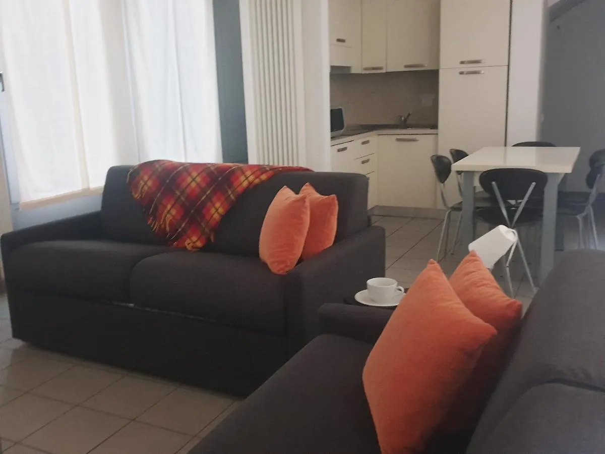 Apparthotel Casa Ideale 莱科 公寓